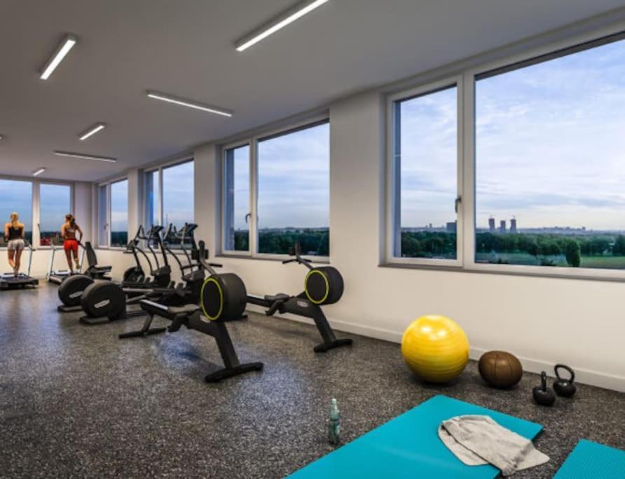 Urban Oasis: Stylische Wohnung Vienna Luaran gambar